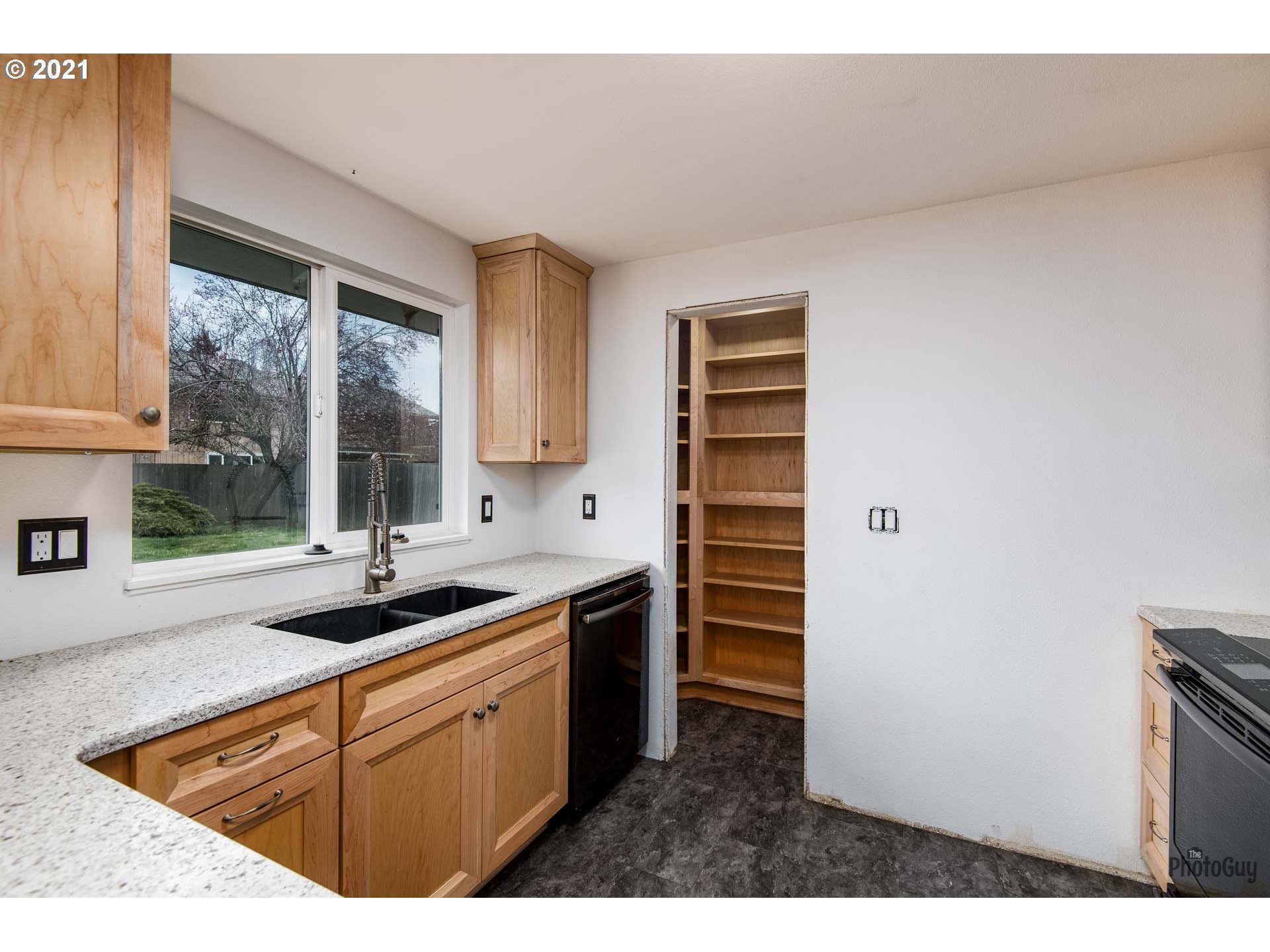 7150 B Street Springfield, OR 97478 - Photo 13 of 24