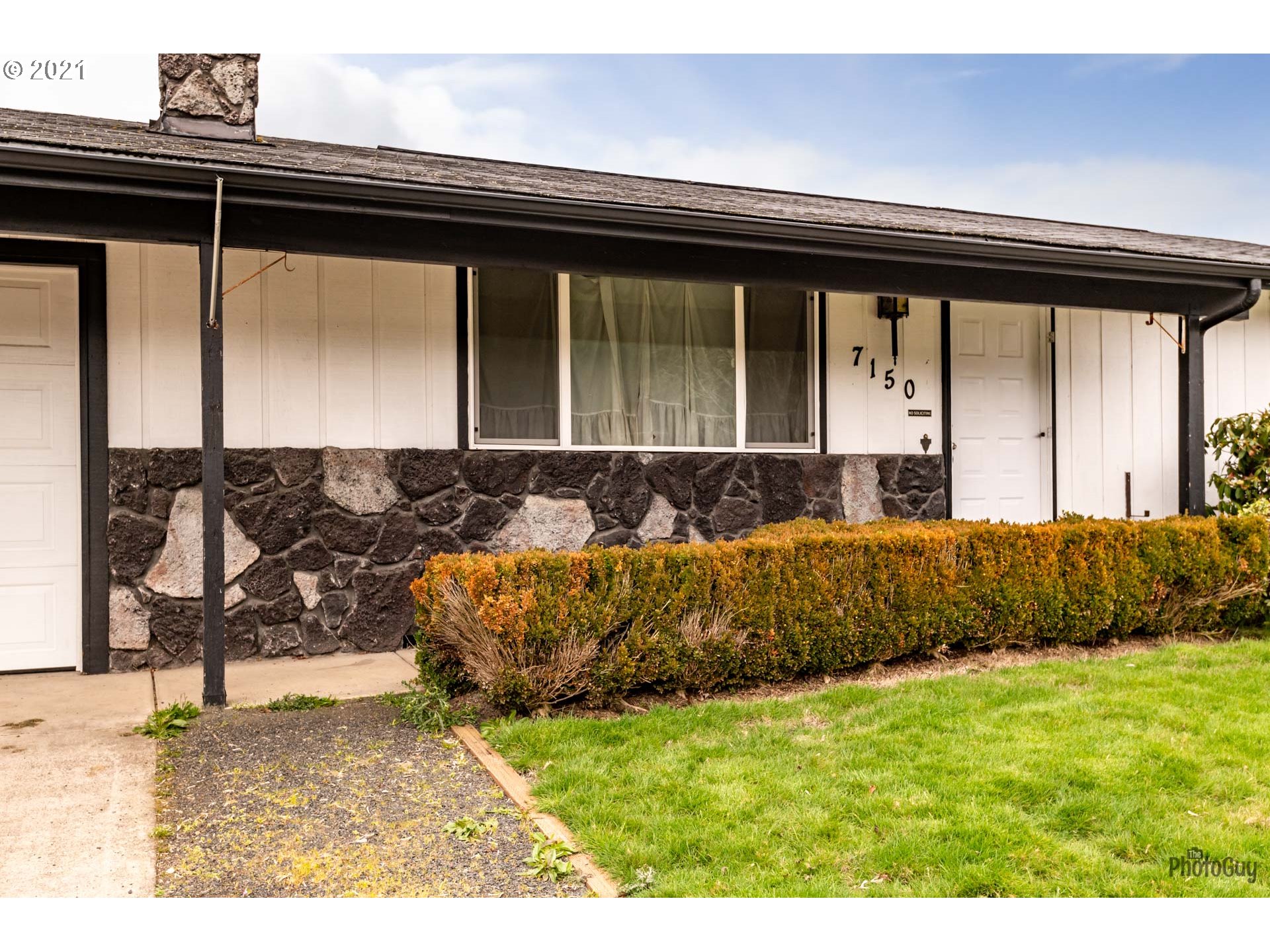 7150 B Street Springfield, OR 97478 - Photo 3 of 24