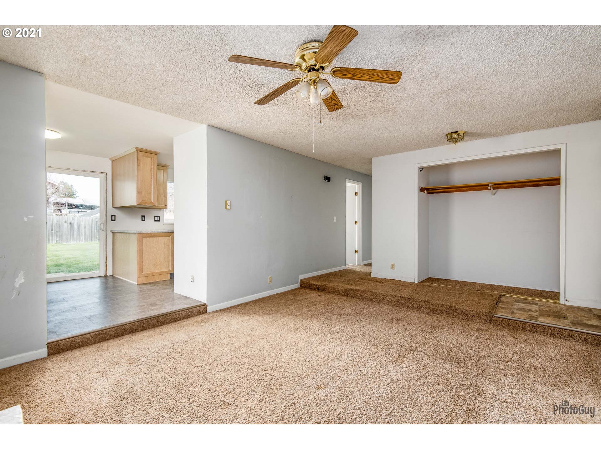 7150 B Street Springfield, OR 97478 - Photo 5 of 24