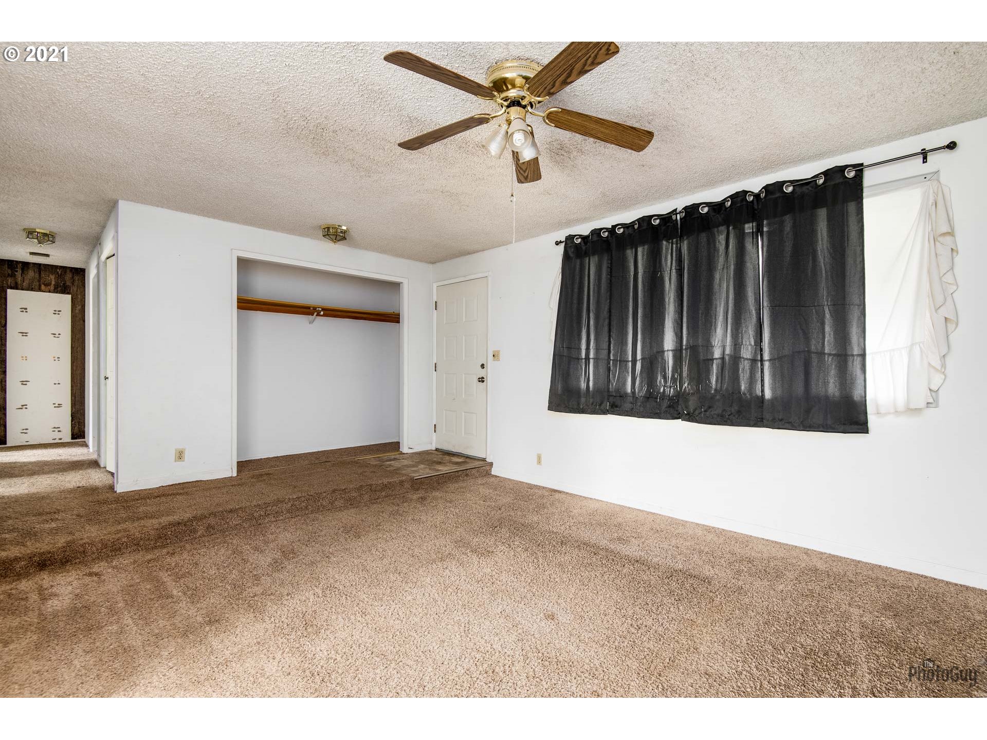7150 B Street Springfield, OR 97478 - Photo 6 of 24