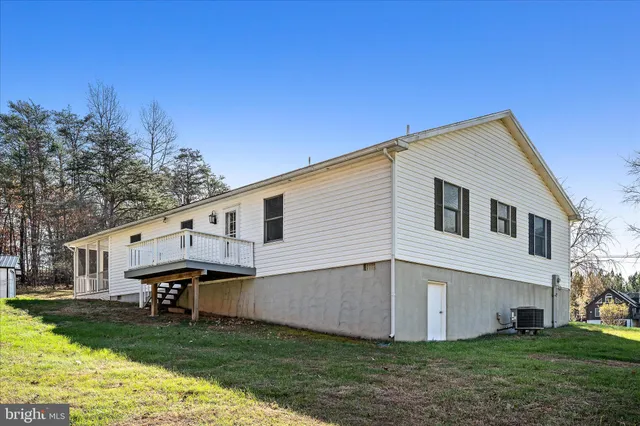 $360,000 | 159 Mountain Laurel Drive, Berkeley Springs, WV 25411