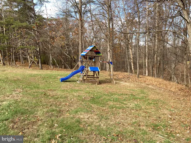 $360,000 | 159 Mountain Laurel Drive, Berkeley Springs, WV 25411