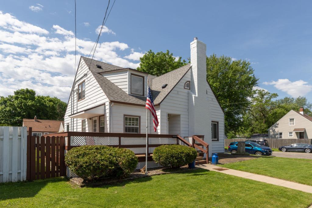 1414 3 1/2 Street Southeast Rochester, MN 55904 - Photo 1 of 49 Gallery Image 1