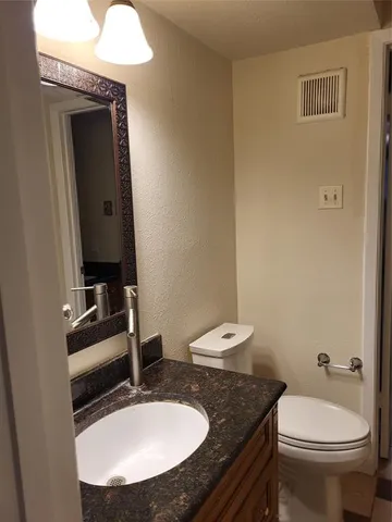 $205,000 | 1801 West Spring Creek Parkway, Unit V1, Plano, TX 75023