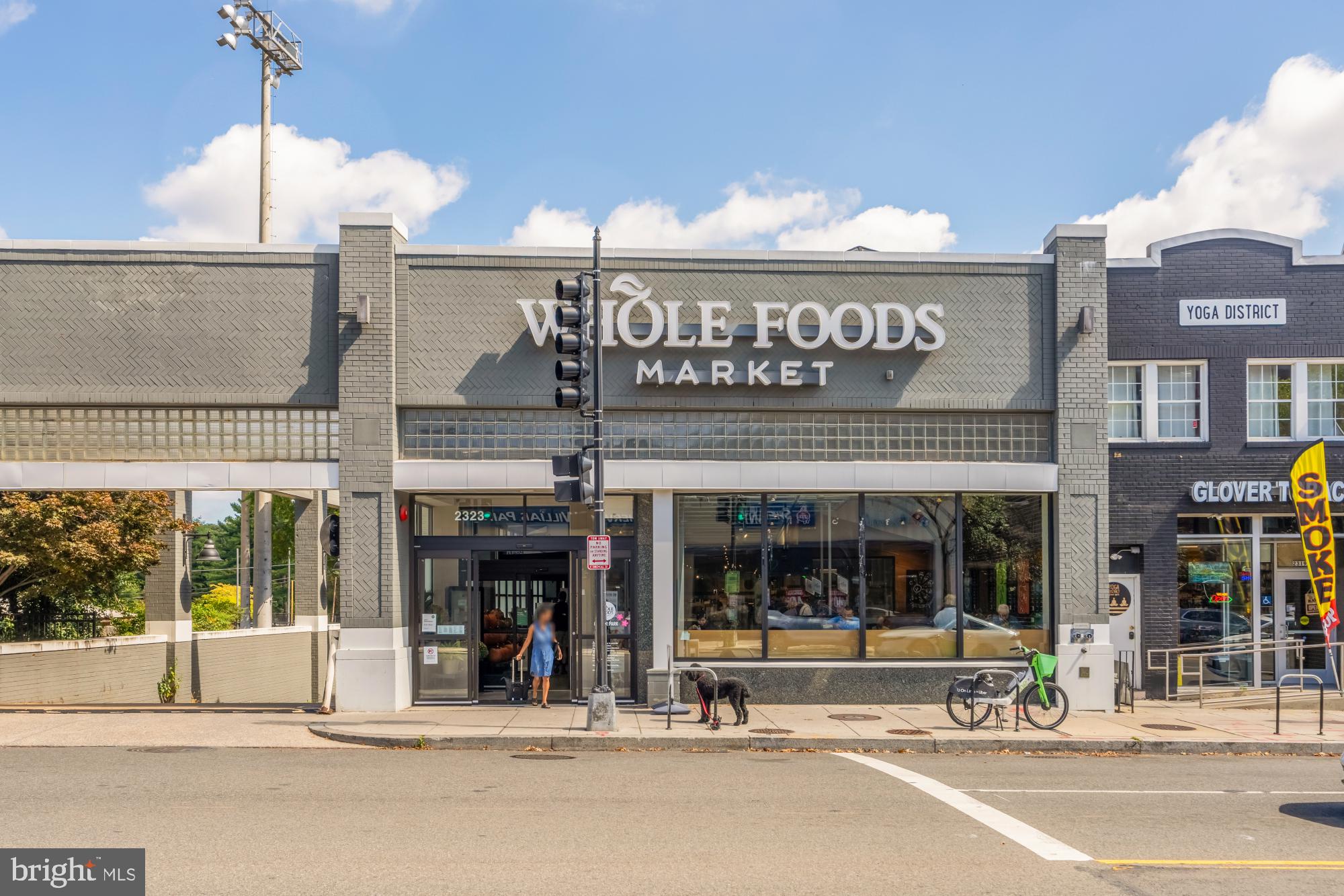 4017 Davis Place Northwest, Unit 8 Washington, DC 20007 - Photo 27 of 28 a view of a building with a street