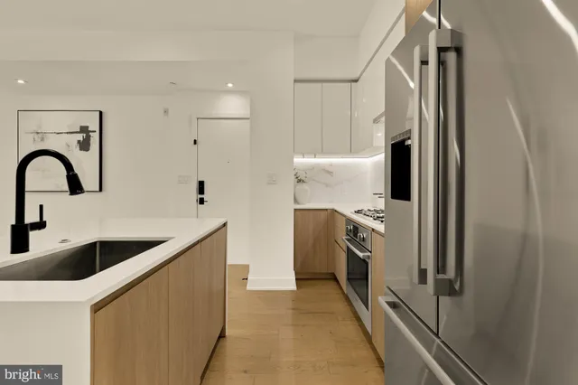 $750,000 | 4017 Davis Place Northwest, Unit 8, Washington, DC 20007