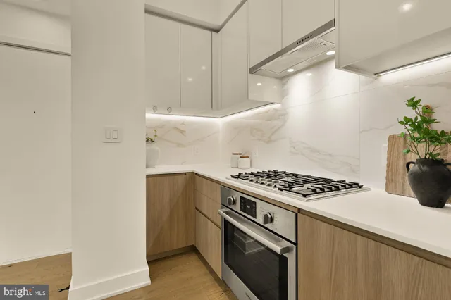 $750,000 | 4017 Davis Place Northwest, Unit 8, Washington, DC 20007