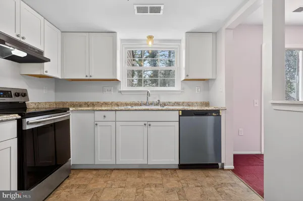 $280,000 | 2587 Robinson Place, Waldorf, MD 20602