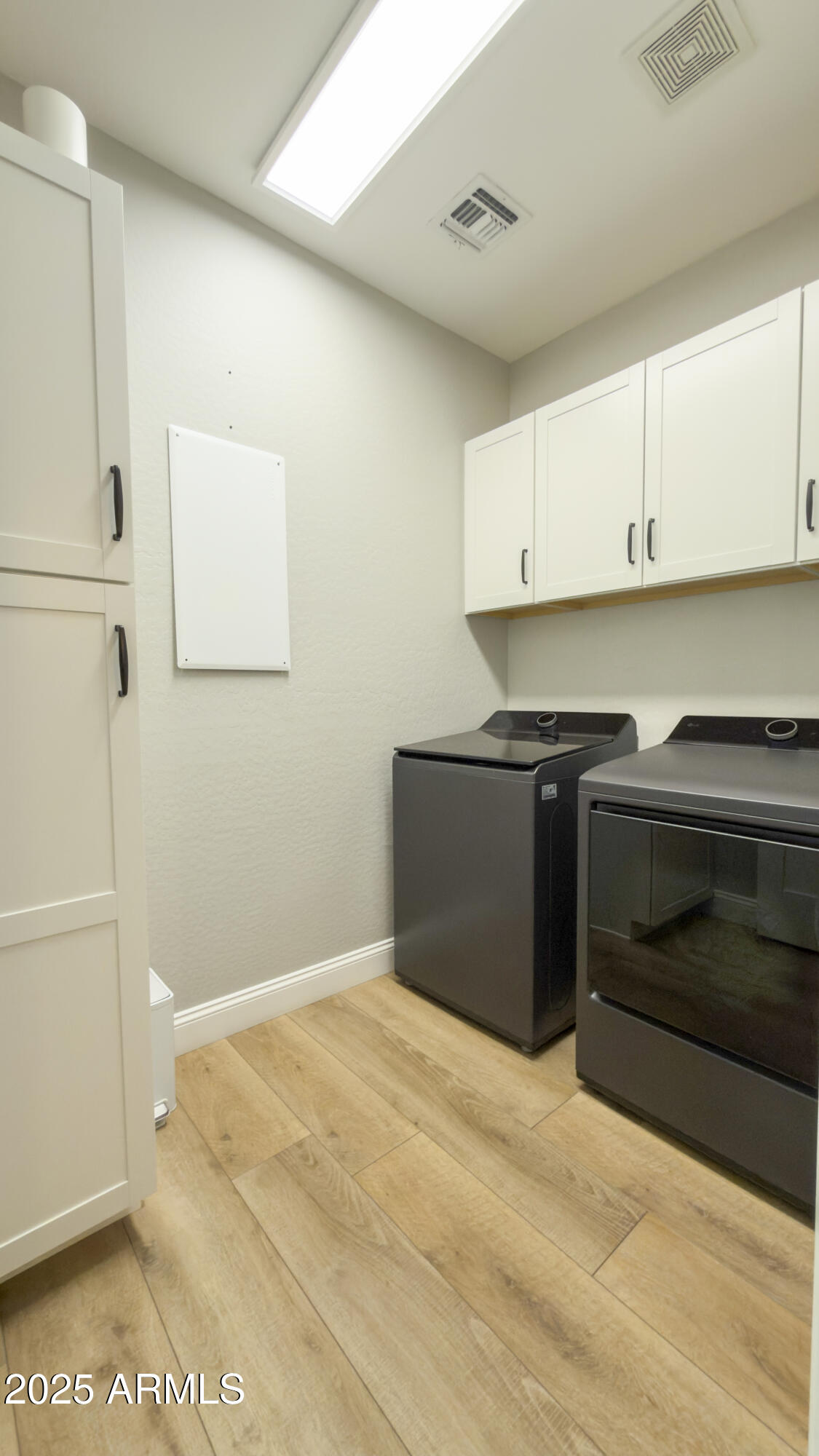 2212 West Apache Rain Road Phoenix, AZ 85085 - Photo 16 of 22 IMG_9384