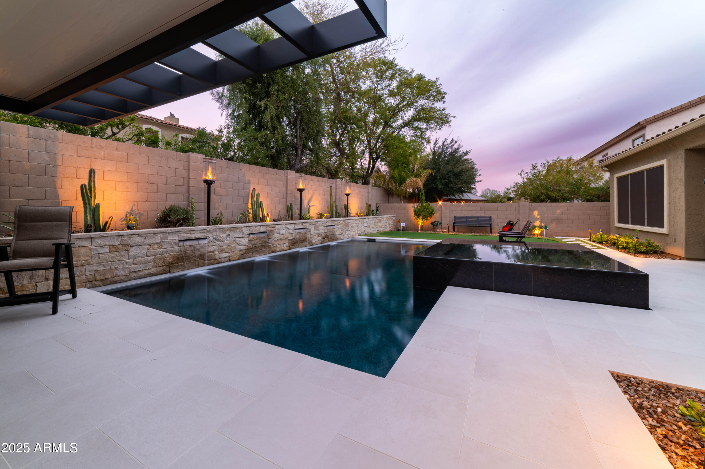 2212 West Apache Rain Road Phoenix, AZ 85085 - Photo 19 of 22 home-10