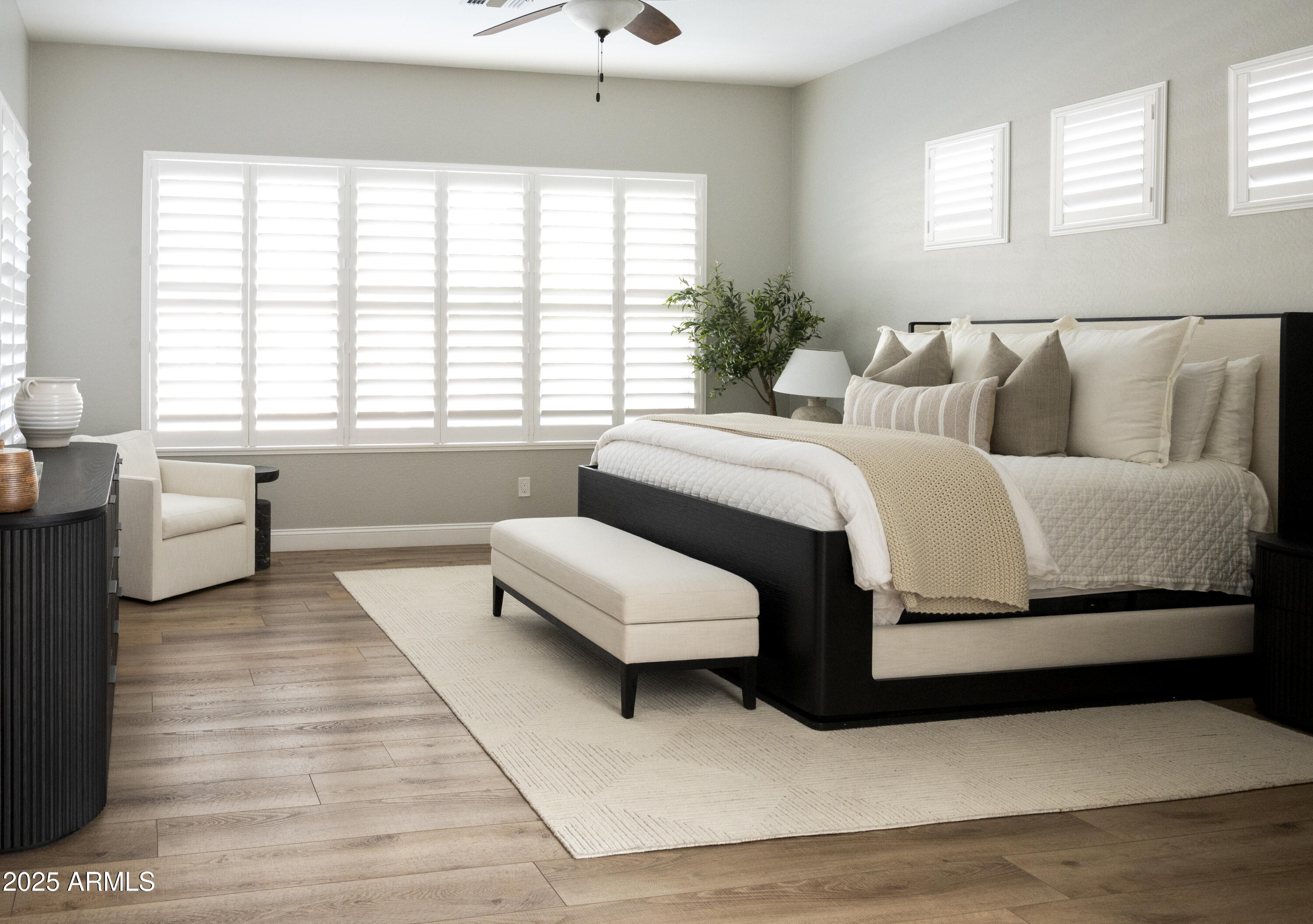 2212 West Apache Rain Road Phoenix, AZ 85085 - Photo 5 of 22 DSC_6102