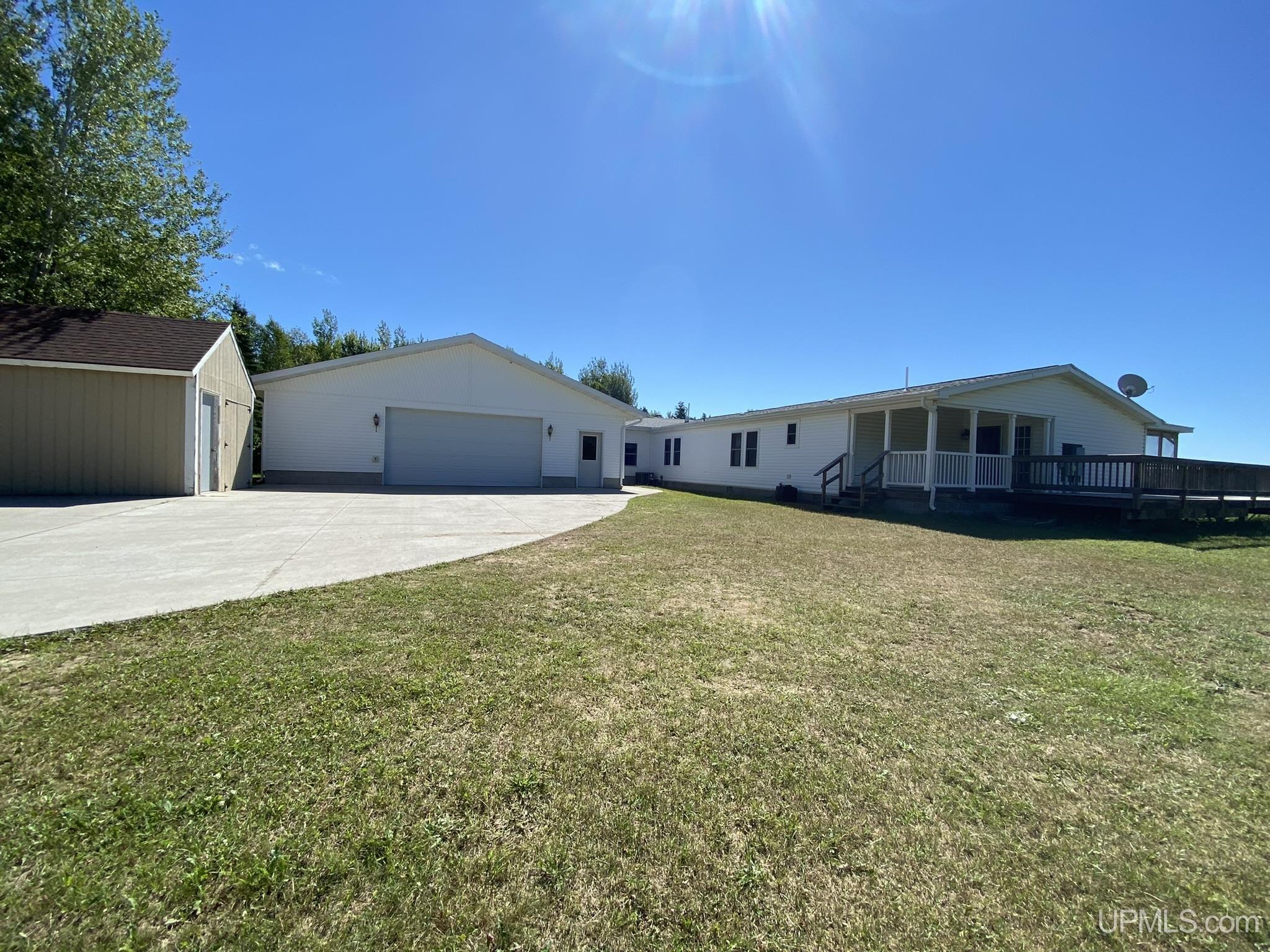 3319 North Gulliver Lake Road Gulliver, MI 49840 - Photo 48 of 62