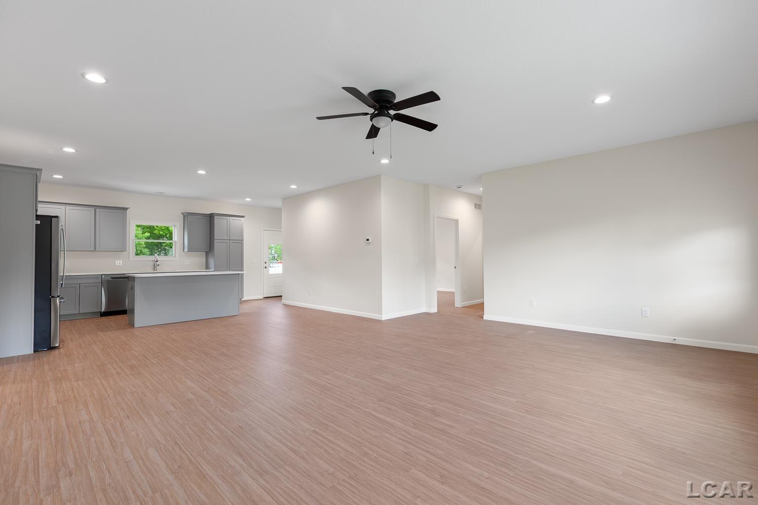 4173 Evergreen Road Adrian, MI 49221 - Photo 6 of 36