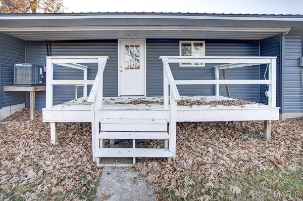 $129,000 | 236 Gallinipper Road, Hardin, IL 62047