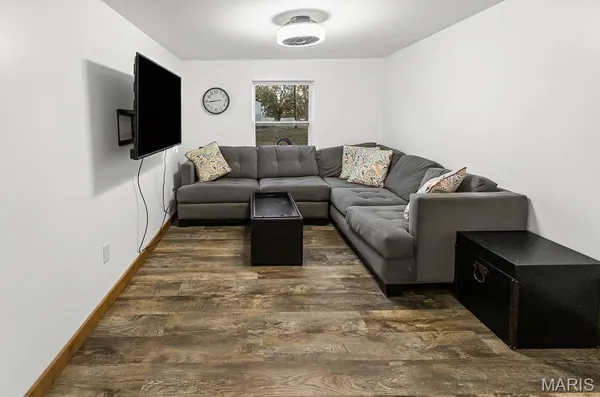 $129,000 | 236 Gallinipper Road, Hardin, IL 62047