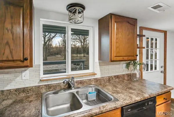 $129,000 | 236 Gallinipper Road, Hardin, IL 62047