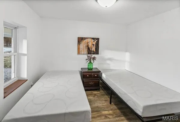 $129,000 | 236 Gallinipper Road, Hardin, IL 62047