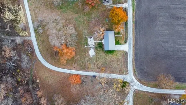 $129,000 | 236 Gallinipper Road, Hardin, IL 62047