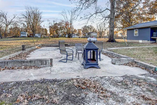 $129,000 | 236 Gallinipper Road, Hardin, IL 62047