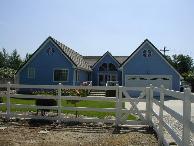 172 Burnham Road Oak View, CA 93022 - Photo 1 of 9 a front view of a house with a yard