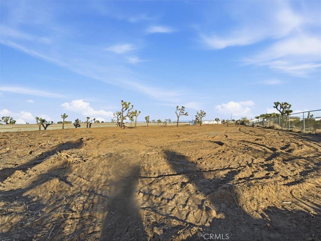11878 Pacific Road Phelan, CA 92371 - Photo 49 of 50 a view of ocean