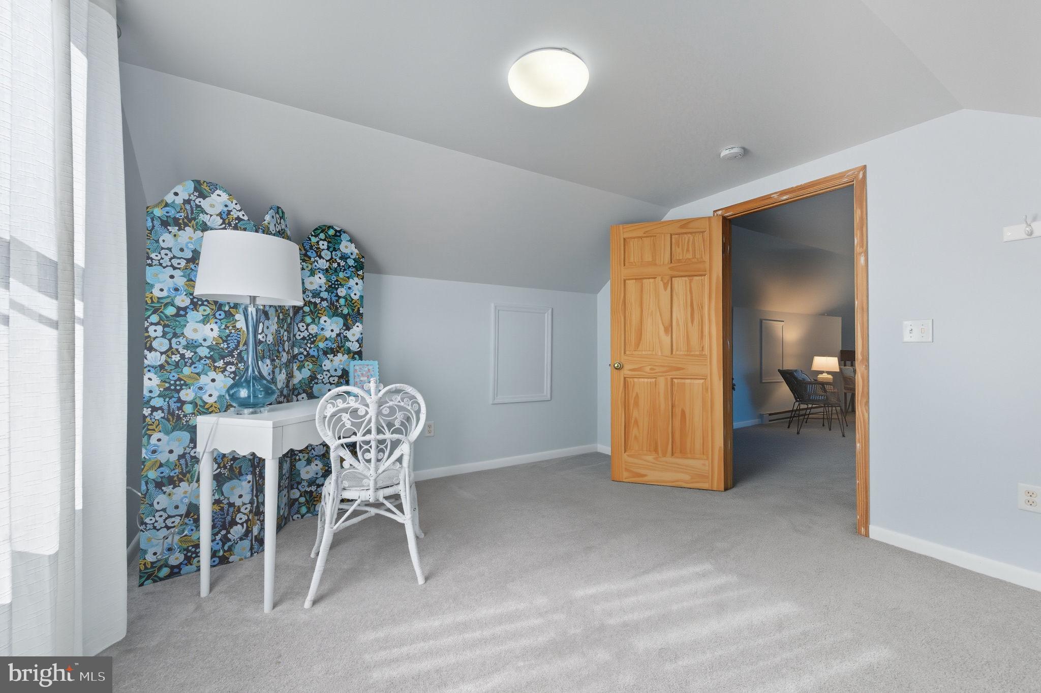 20949 Johnson Road Lincoln, DE 19960 - Photo 19 of 33 a dining room with furniture and a window