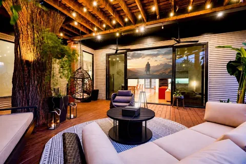 $1,750,000 | 8546 Glencrest Lane, Dallas, TX 75209