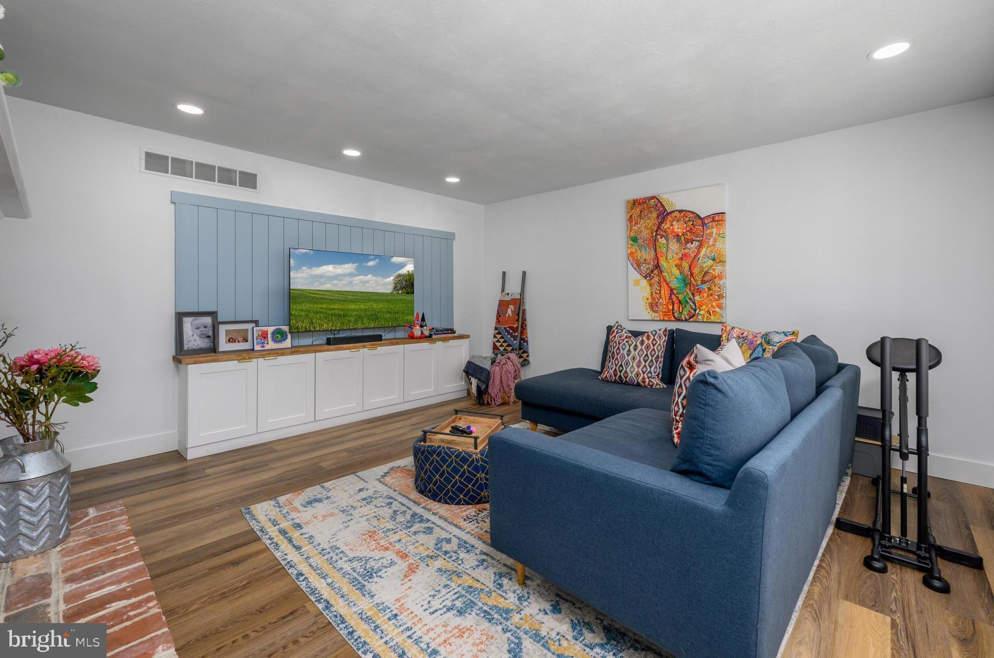 2 Roxbury Drive Medford, NJ 08055 - Photo 11 of 34