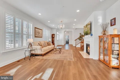 $645,000 | 312 Topside Drive, Unit 223, Stevensville, MD 21666