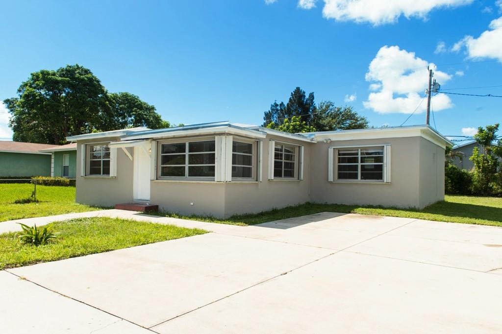 1325 West 32nd Street Riviera Beach, FL 33404 - Photo 1 of 23 Photo 1