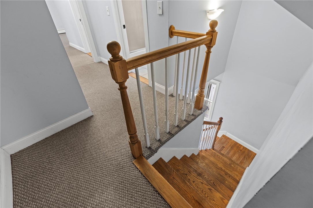 32 Pilgrim Avenue Coventry, RI 02816 - Photo 35 of 40