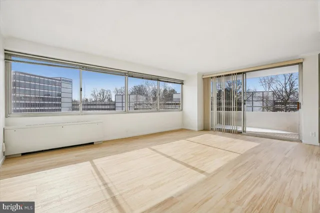 $575,000 | 4515 Willard Avenue, Unit 709, Chevy Chase, MD 20815