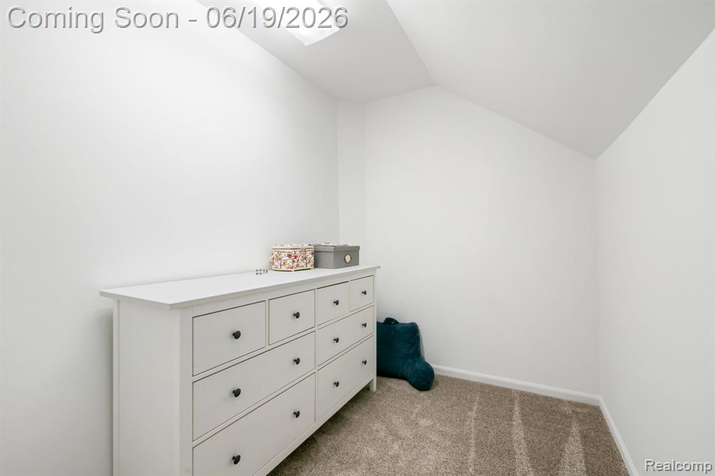 1902 Grayslake Drive Rochester Hills, MI 48306 - Photo 40 of 76