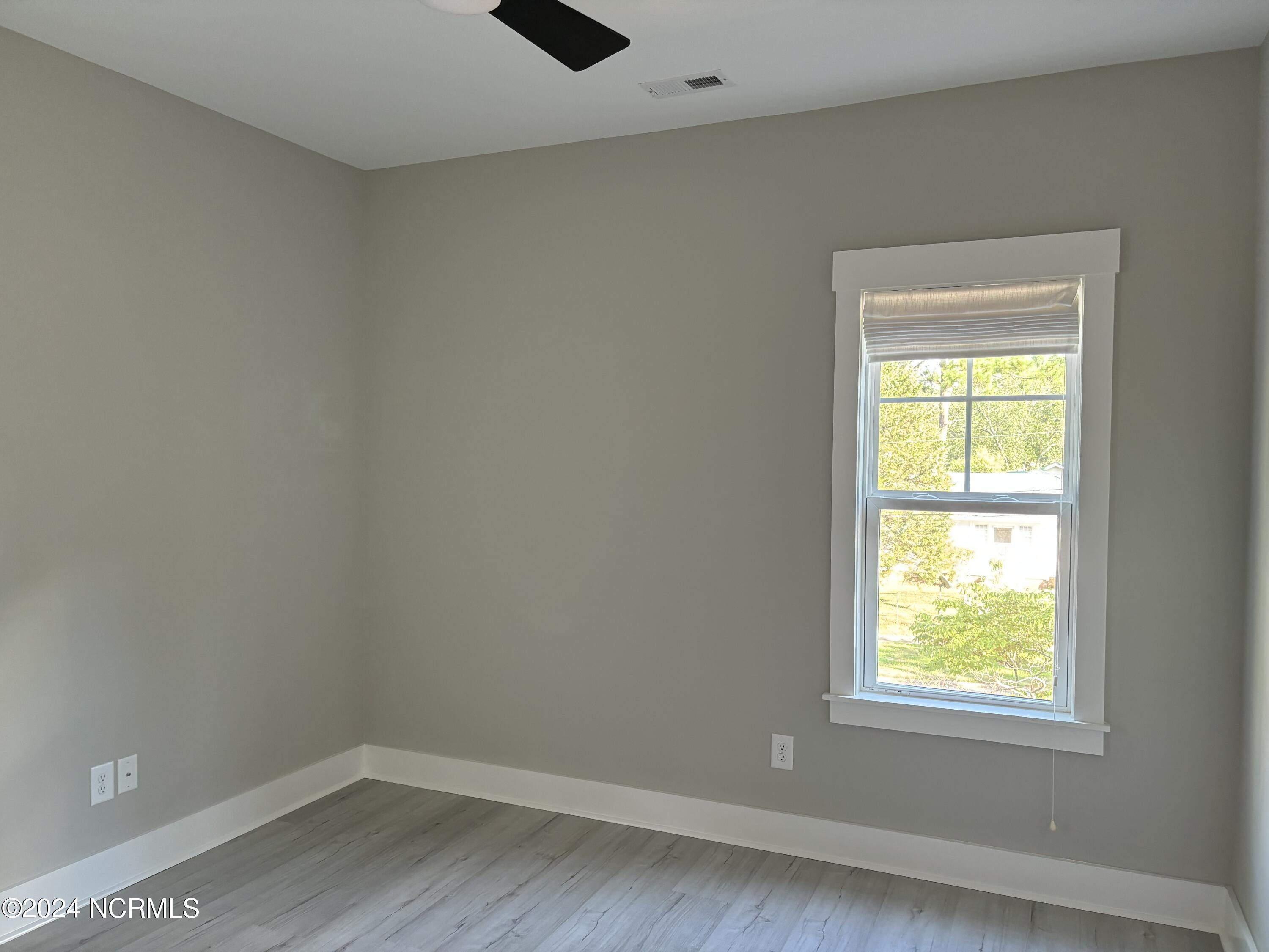 295 East Ohio Avenue Southern Pines, NC 28387 - Photo 16 of 20 IMG_6784