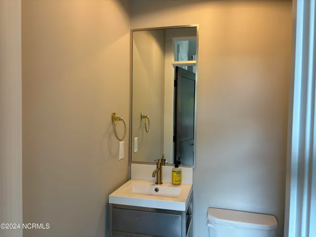 $2,850 | 295 East Ohio Avenue, Southern Pines, NC 28387