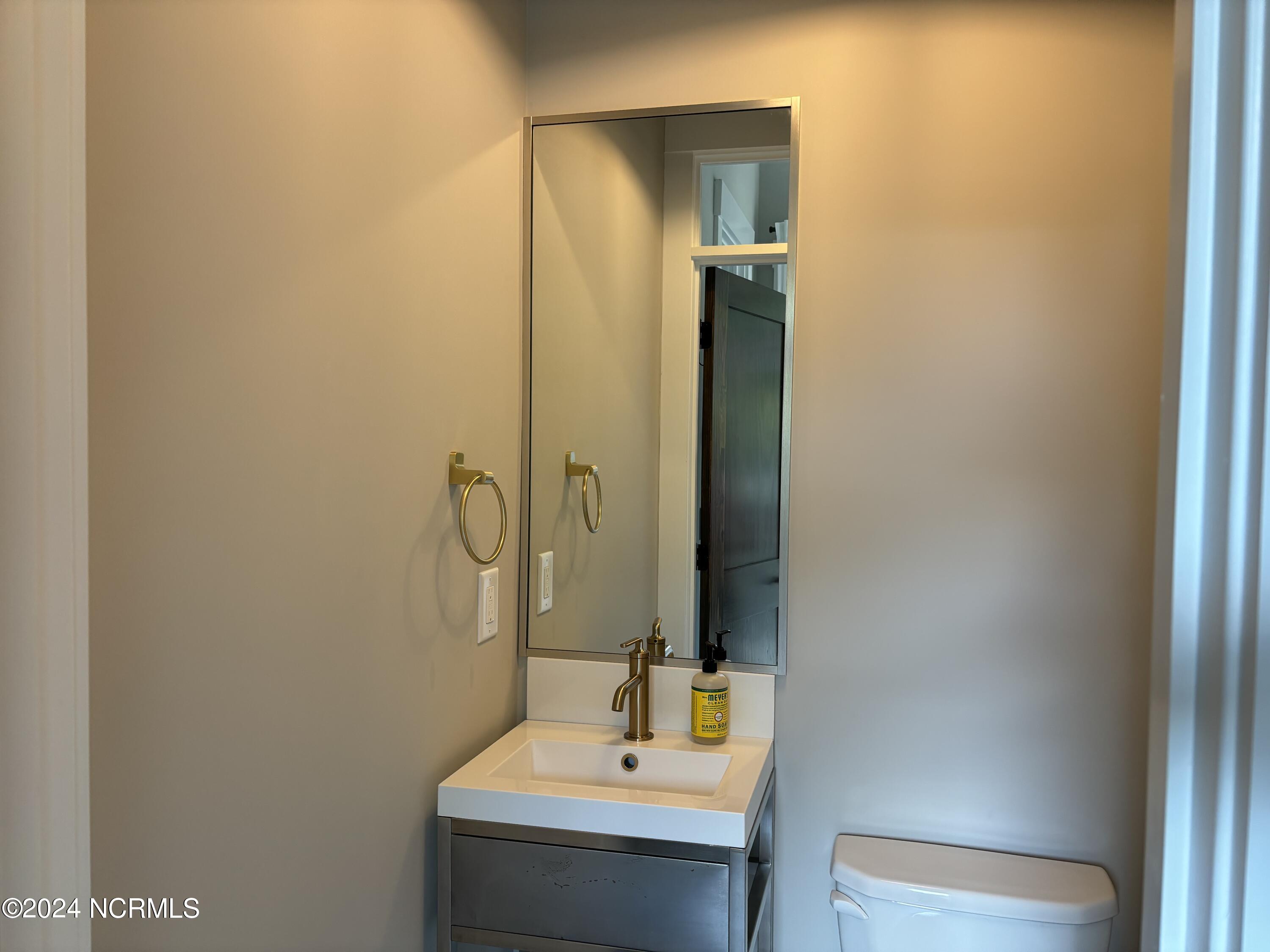 295 East Ohio Avenue Southern Pines, NC 28387 - Photo 7 of 20 IMG_6765