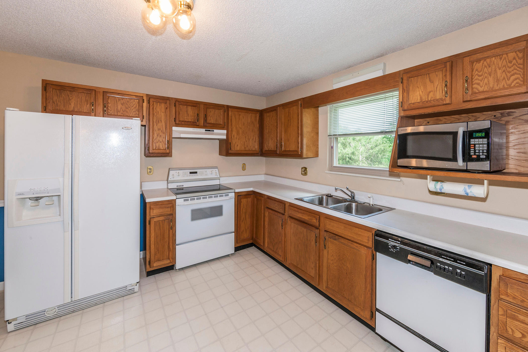 933 Tree Trunk Road Knoxville, TN 37934 - Photo 15 of 40 _54G3270w