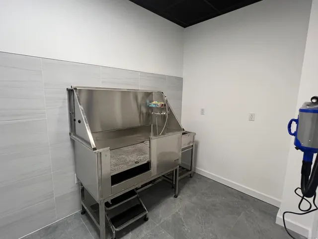 $1,900 | 211 Ferry Boulevard, Unit 203, Stratford, CT 06615