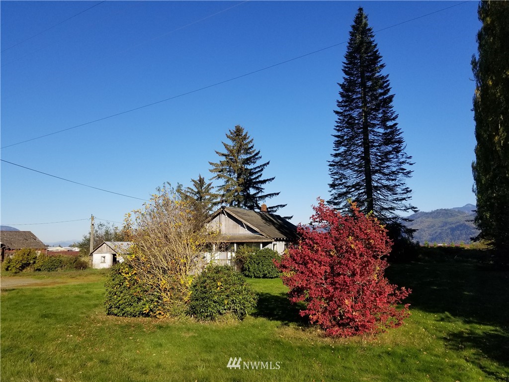 9546 Sumas Road Sumas, WA 98295 - Photo 3 of 10
