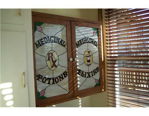 207 Reo Butler, PA 16001 - Photo 4 of 10 Other. STAINED GLASS IN BATH