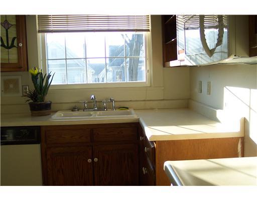 207 Reo Butler, PA 16001 - Photo 5 of 10 Kitchen.