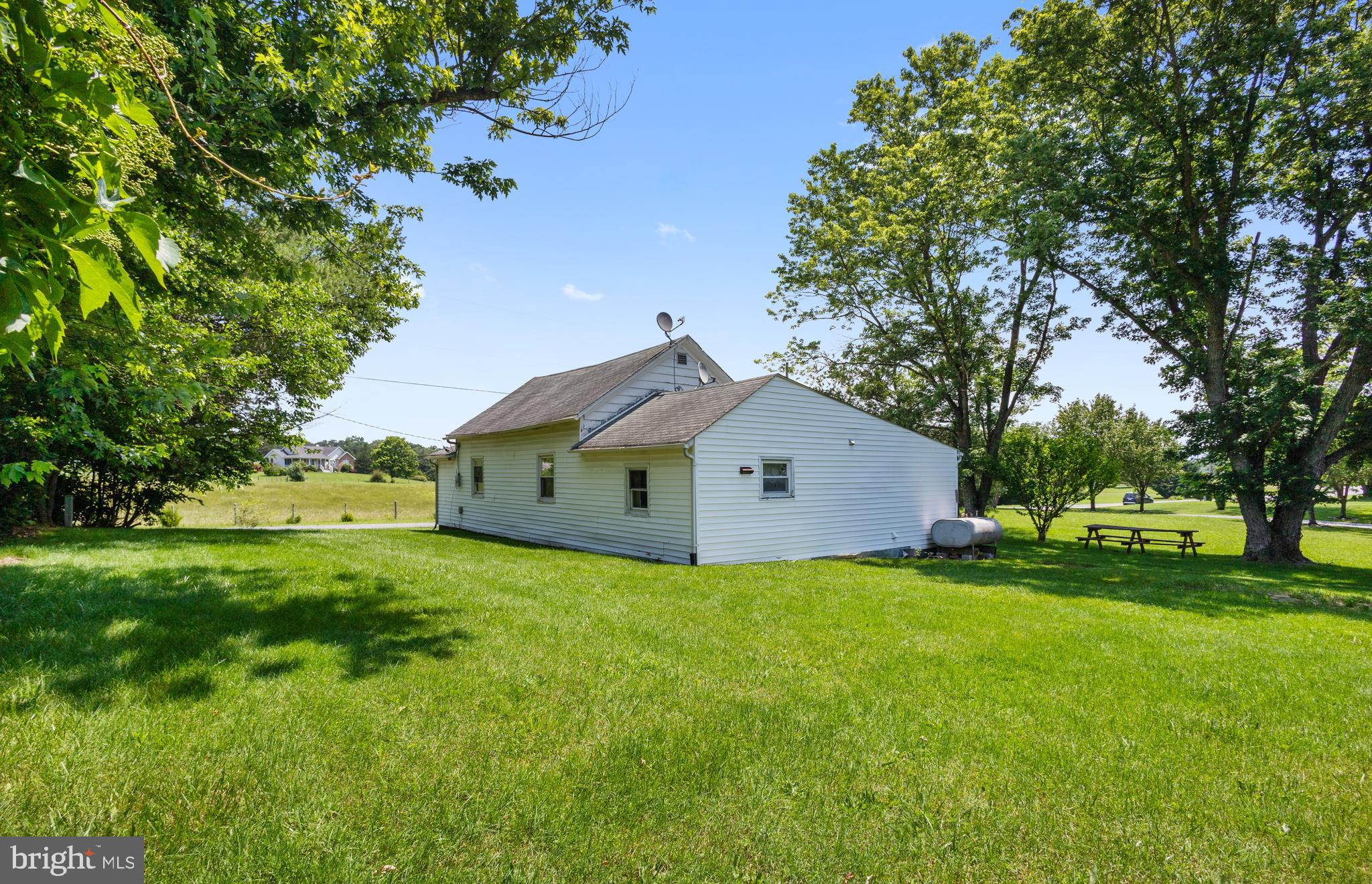1728 Double Church Road Stephens City, VA 22655 - Photo 3 of 14 Gallery Image 3