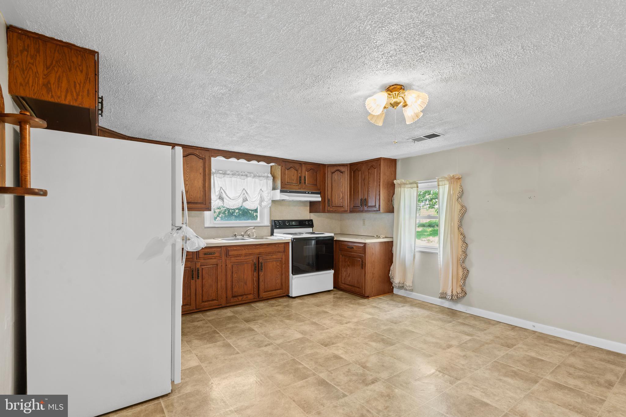 1728 Double Church Road Stephens City, VA 22655 - Photo 8 of 14 Gallery Image 8