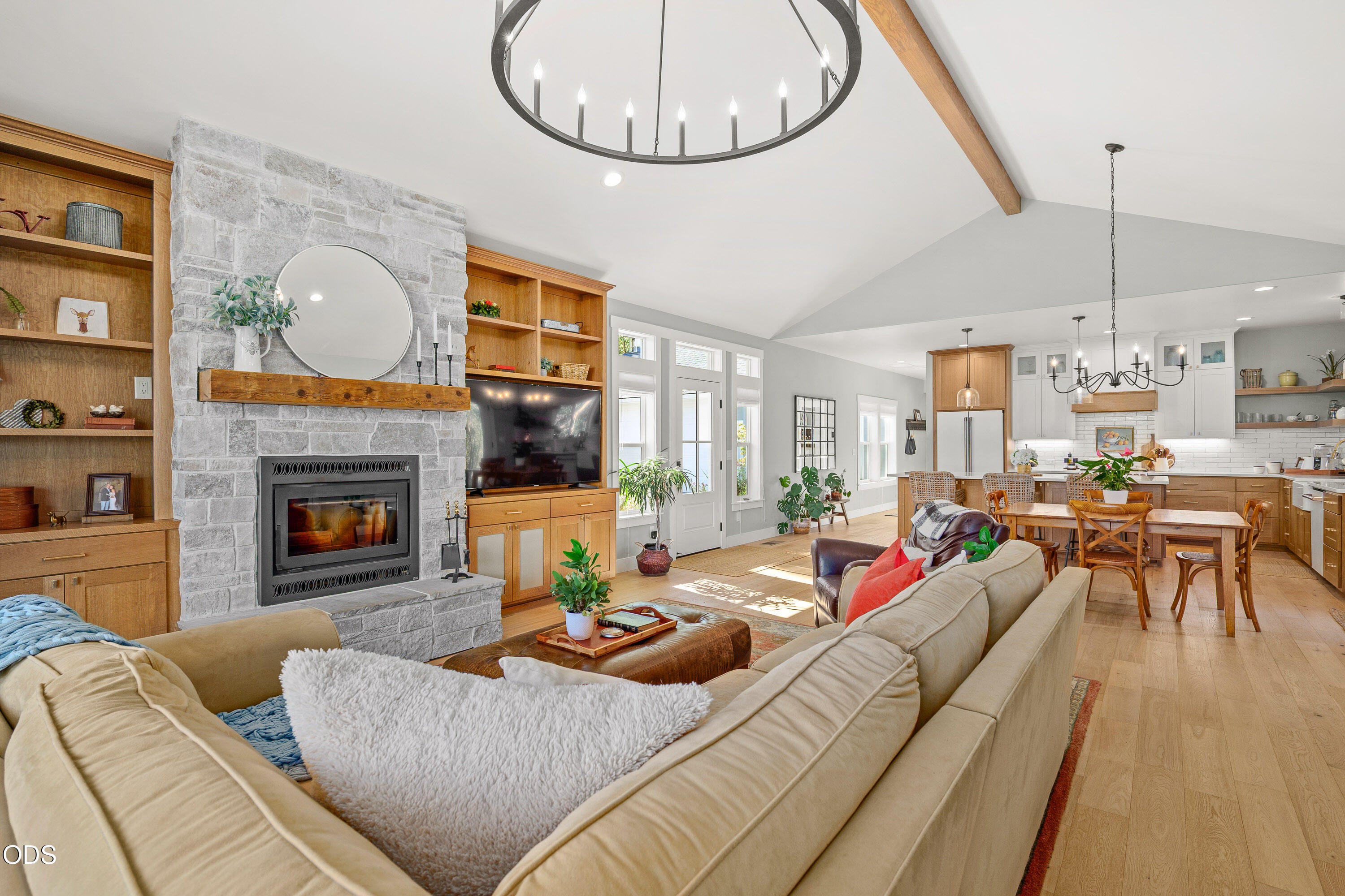 145 Lomas Road Jacksonville, OR 97530 - Photo 9 of 57 Gallery Image 9