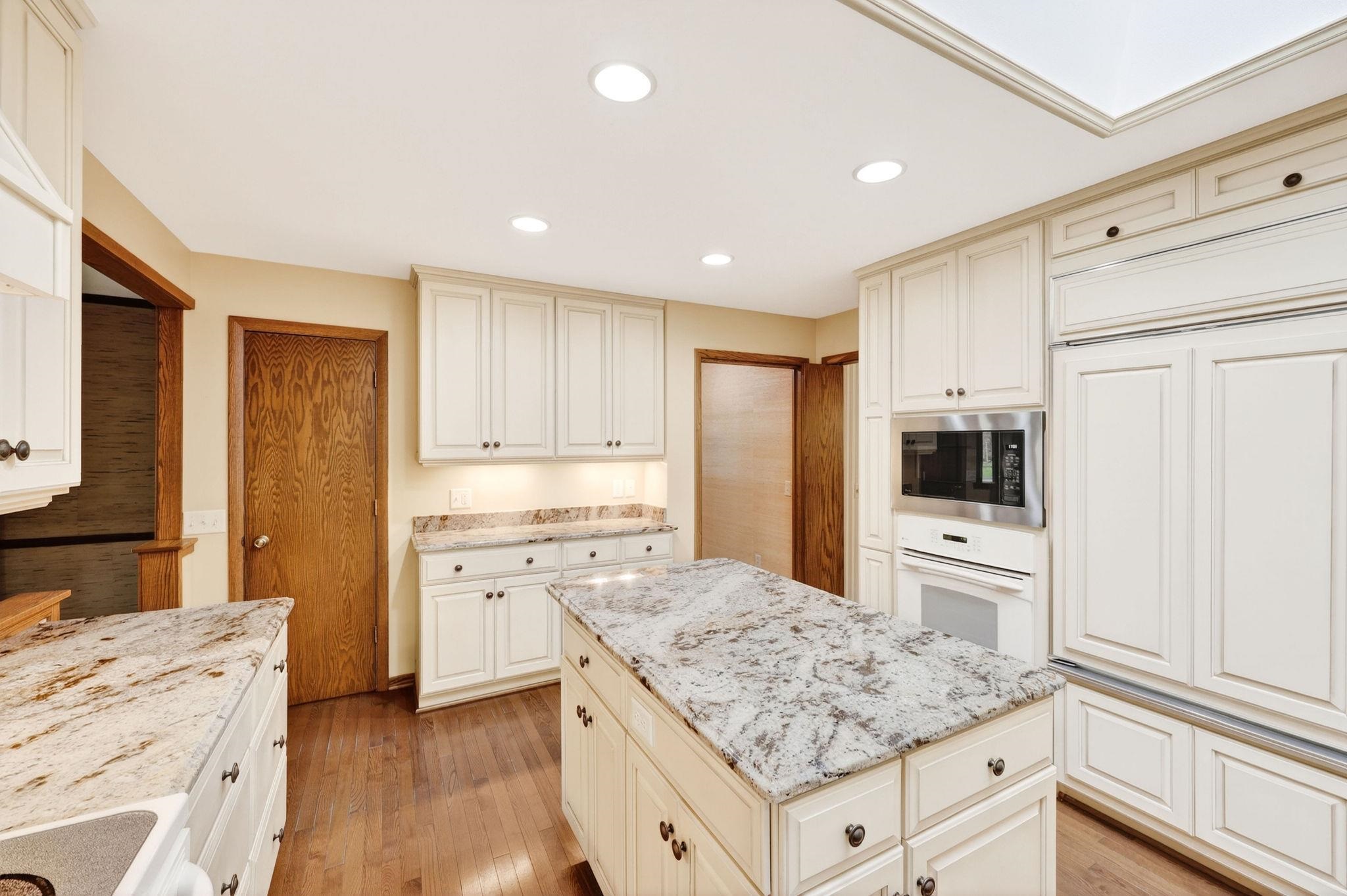 18 Larch Circle Madison, WI 53705 - Photo 18 of 55