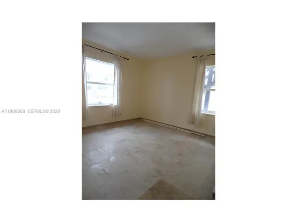 $3,100 | Beach, Pompano Beach, FL 33062