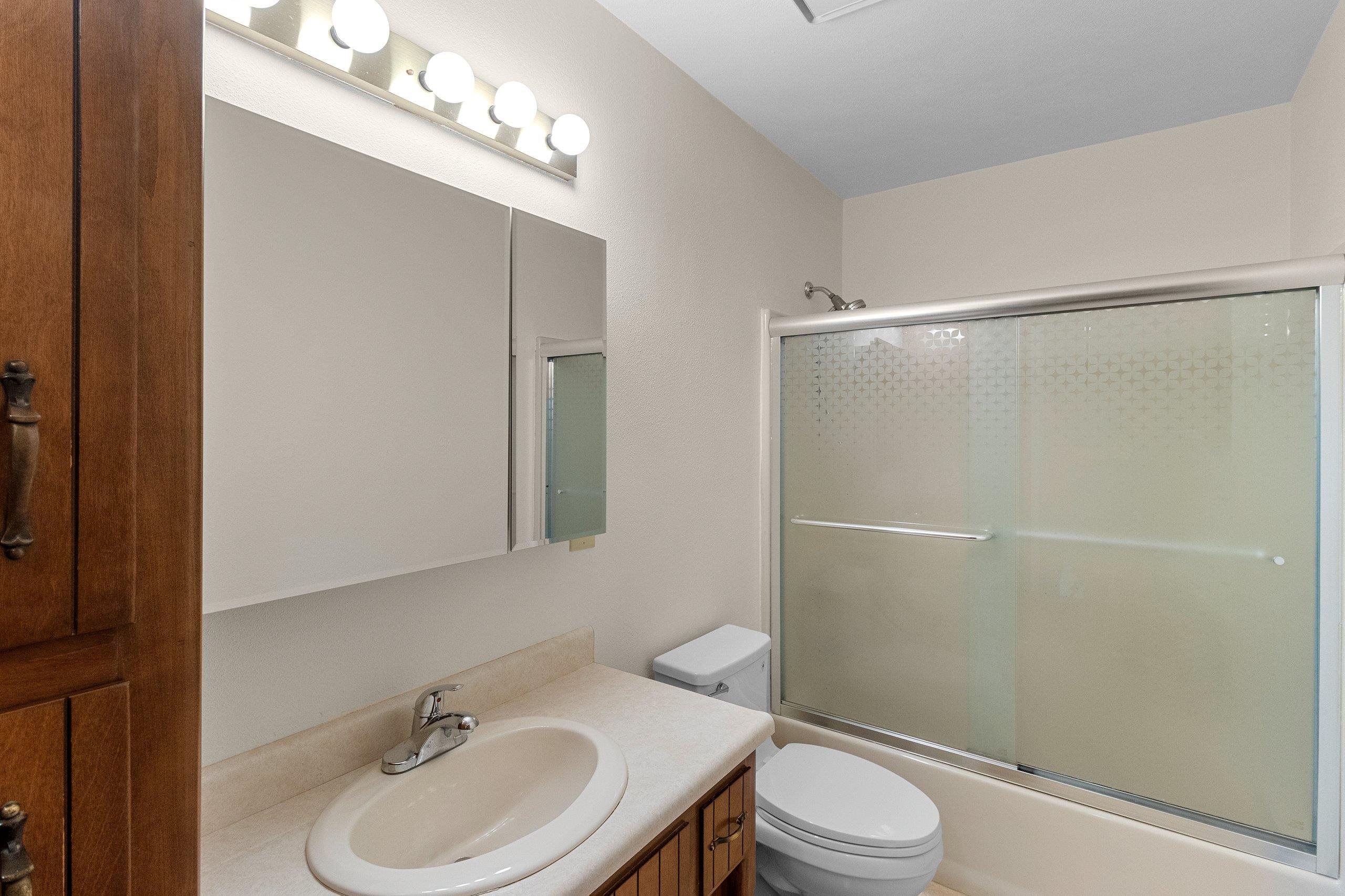 711 Olson Avenue, Unit F Appleton, WI 54914 - Photo 19 of 31