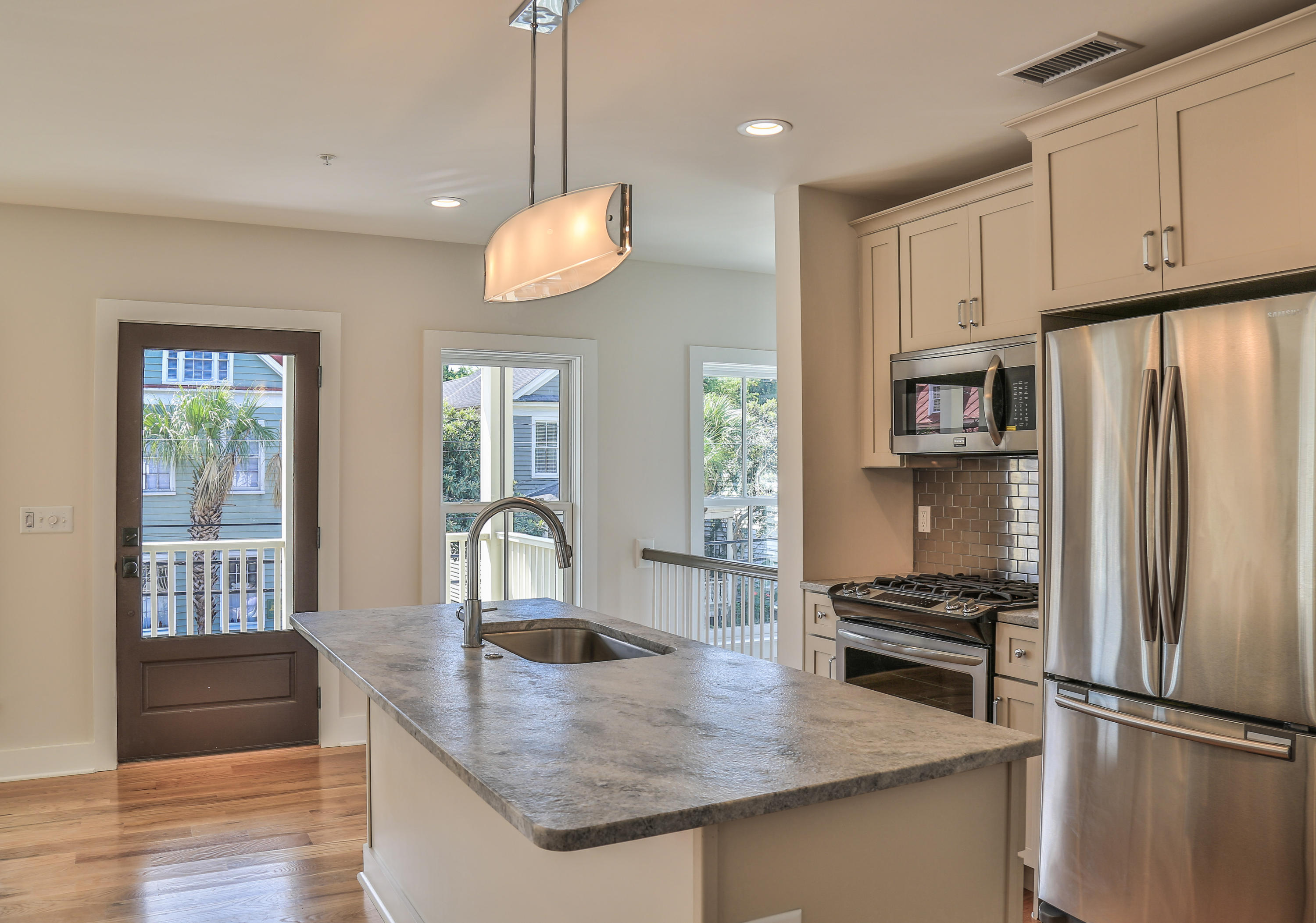 78 Spring Street Charleston, SC 29403 - Photo 2 of 13 Unit B Kitchen