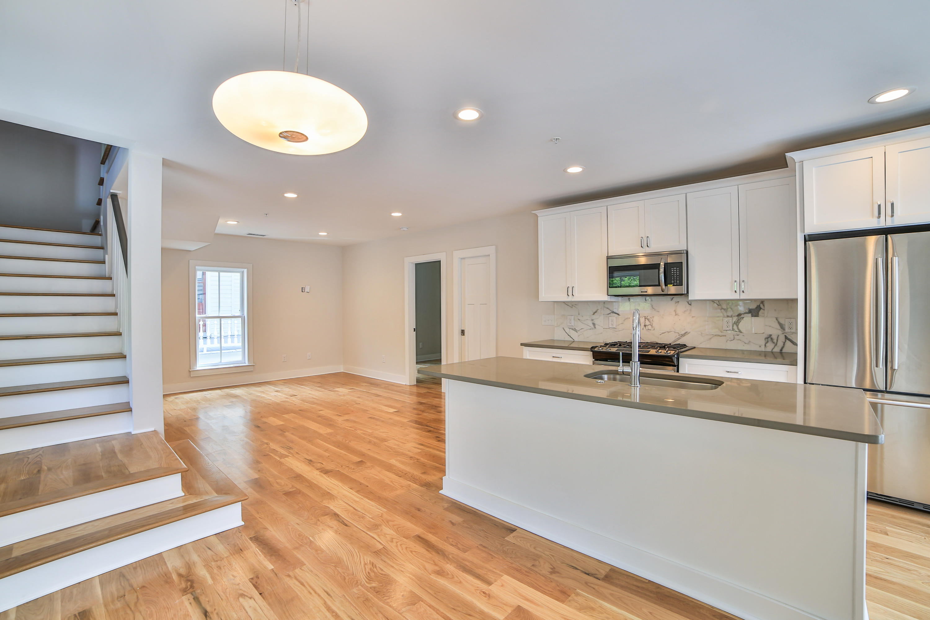 78 Spring Street Charleston, SC 29403 - Photo 8 of 13 Unit D - Kitchen