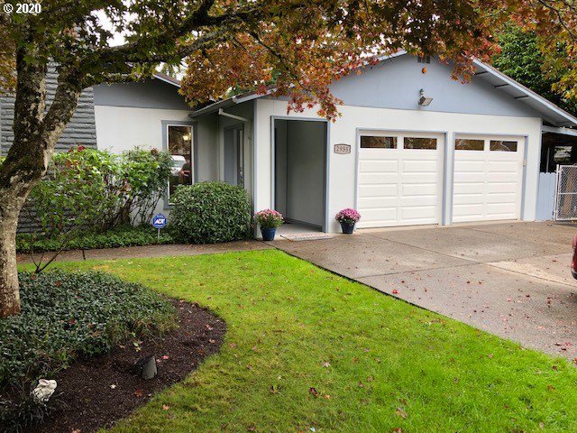 2955 Southeast Anderson Road Gresham, OR 97080 - Photo 2 of 25 Gallery Image 2